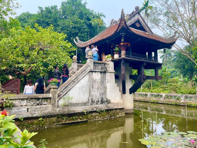 วัดเจดีย์เสาเดียว (One Pillar Pagoda)