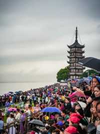 海寧鹽官旅遊度假區：中國浙江的海濱風情與休閒度假勝地🌊🌅