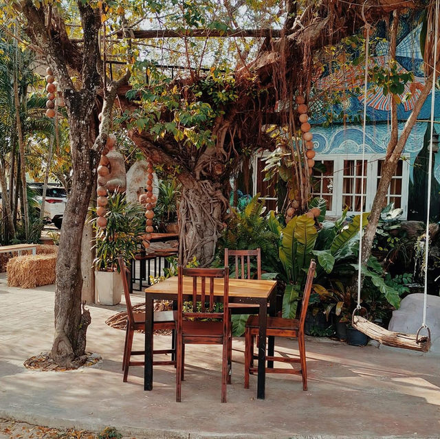 Siew Studio : Cafe & Art space