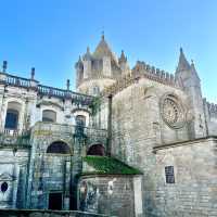 🩵 Exploring the philosophical and inspiring Evora! 🏰✨