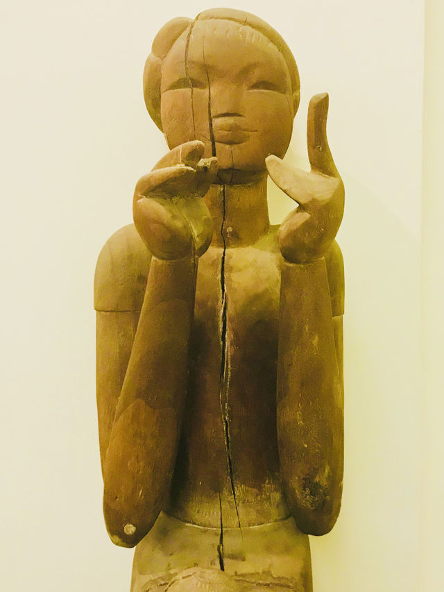 National Fine Arts Museum in Hanoi is a must for art enthusiasts 🇻🇳