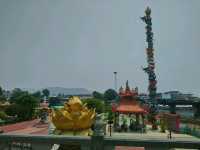 วิหารพระโพธิสัตว์กวนอิม สะพานข้ามแม่น้ำแคว