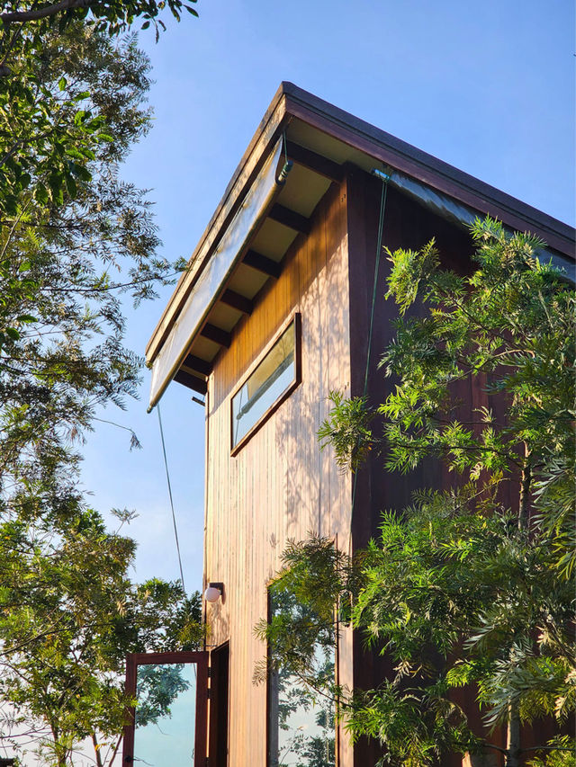 🌻 DOKMAI PRATOOJAEKAN VILLA