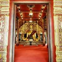 วัดกลางเวียง สักการะเสาสะดือเมืองเชียงราย 