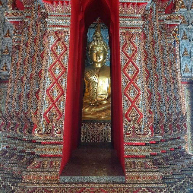 วัดโคกสมานคุณ ชมพระปรางค์สามยอดในหาดใหญ่