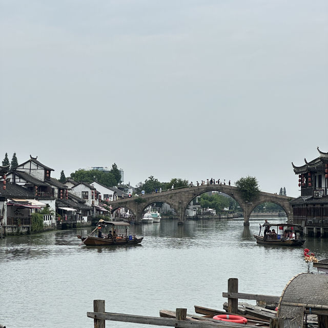 Wandered into Zhujiajiao ancient town 🛶