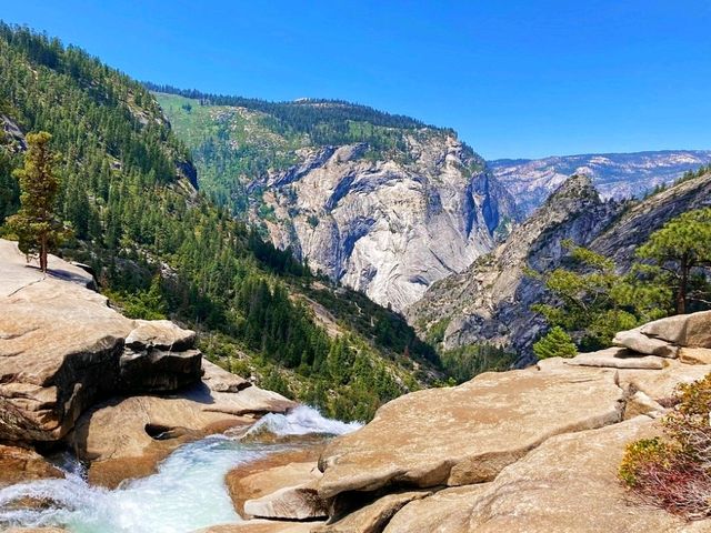 👣 Day Hike at Nevada Falls