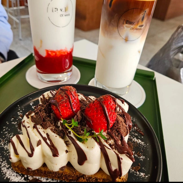 【韓国/釜山】デザートが絶品‼️おすすめのカフェ🍓