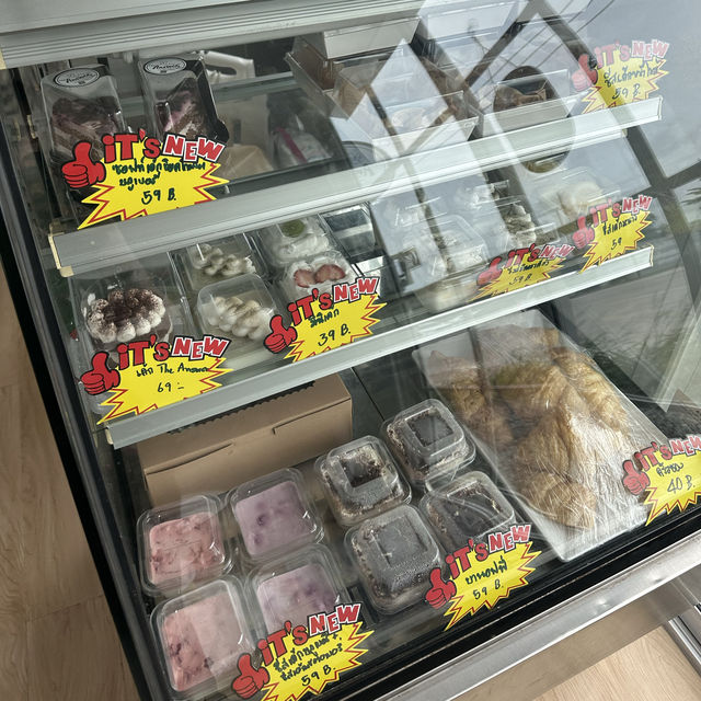 ร้านคาเฟ่ มินิมอล บ่อวิน ”𝓣𝓱𝓮 𝓐𝓷𝓼𝔀𝓮𝓻 “