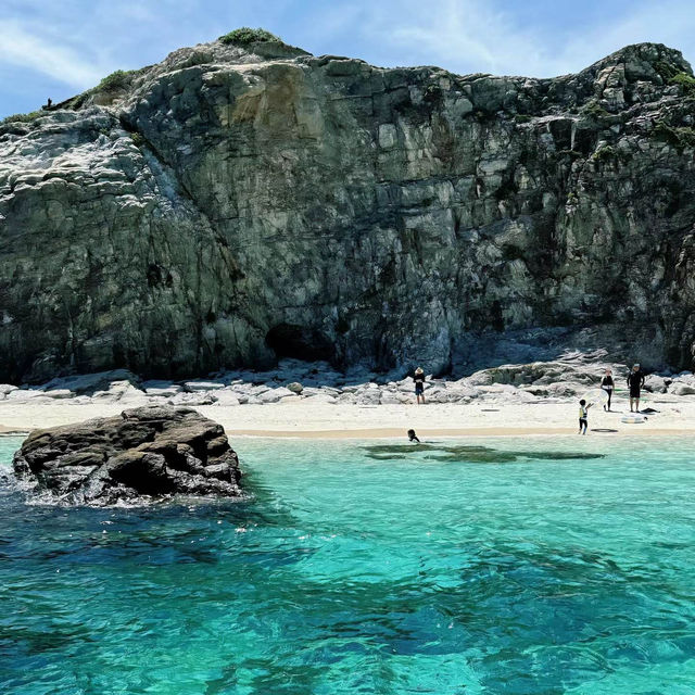 鍋松原海岸：壯麗崖壁、奇特岩石，絕佳探索之地！