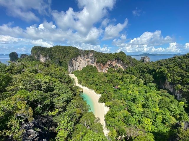 📍จุดชมวิวเกาะห้อง