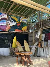 Surfing in South Lombok, Indonesia 🏄🏼‍♀️🌊🇮🇩