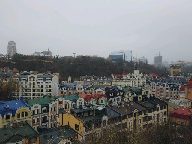 最具代表性拍攝地，從高空俯瞰基輔市