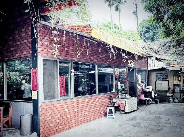 臺中潭子 大坑後院柴火烤雞 山田餐飲店