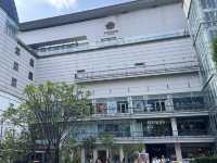🛍️ 老虎城購物中心 | 台中西屯區のモダンな中型ショッピングスポット