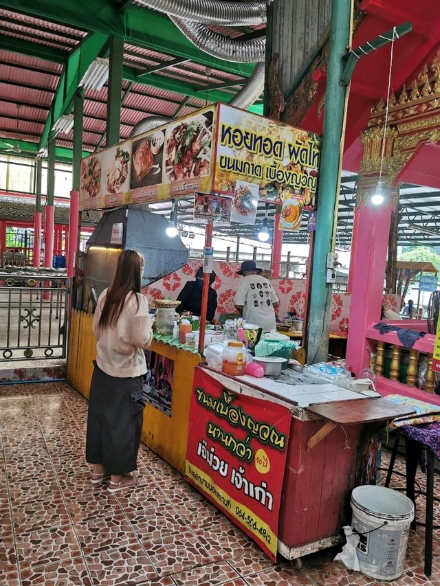 เดินเล่นเพลินๆชิลๆที่ตลาดน้ำวัดตะเคียน 
