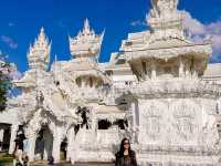 วัดร่องขุ่น