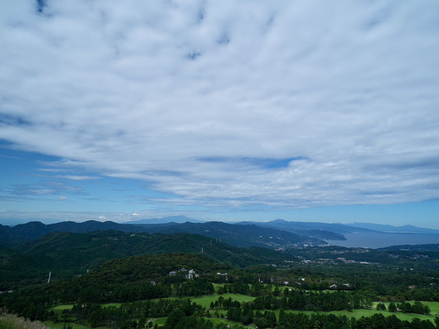 リフトに乗って山頂へ！そこには超絶景が…！