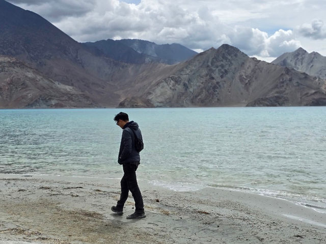 ทะเลสาบน้ำเค็มที่อยู่สูงที่สุด | Pangong Lake