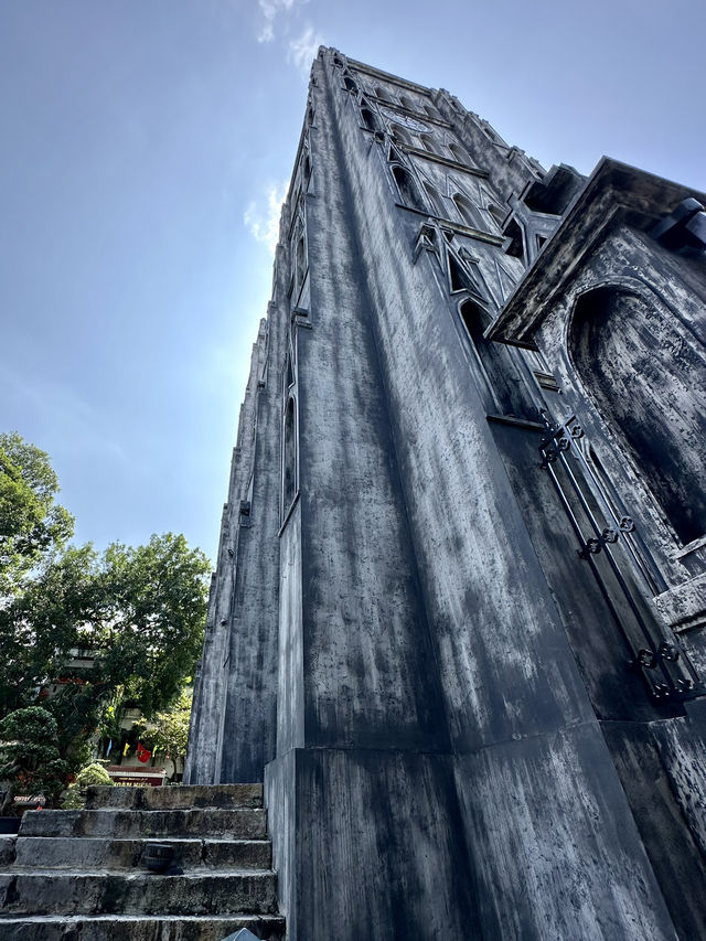 โบสถ์คาทอลิก ⛪️ เก่าแก่&สวยเด่นที่สุดในฮานอย