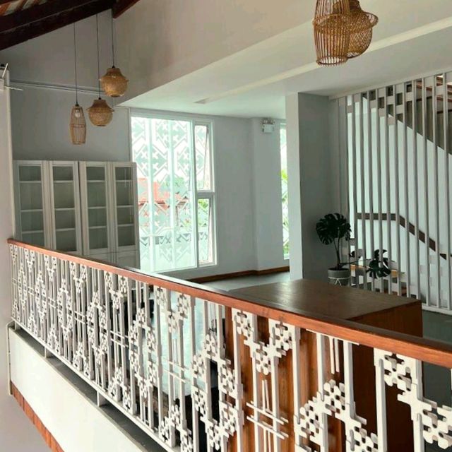 Villa Mahaphrom Hotel