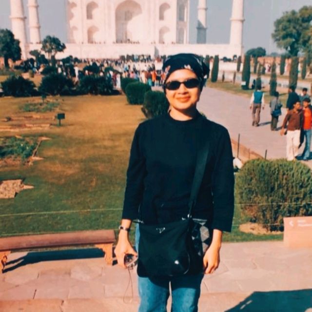 THE TAJ MAHAL: AMAZING ARCHITECTURE AND HISTORY.