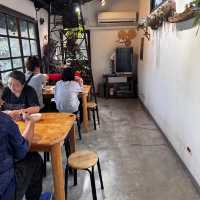 里港質感麵店