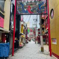 Crimson Vibes: Immersing in the Red-Hued Culture of Nagasaki’s Chinatown!