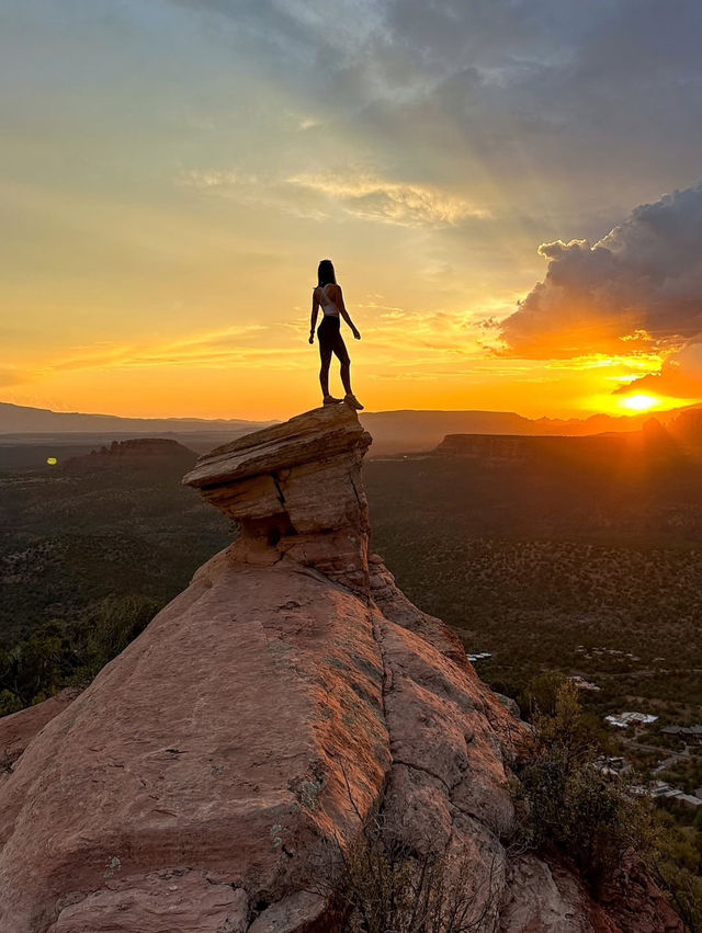 Hiking for Sunrise in Sedona: Not Your Average Wake-Up call📞 