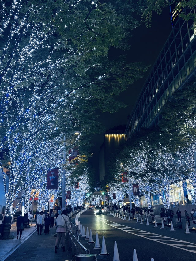 【東京】六本木之丘聖誕點燈：80萬顆藍白燈飾，璀璨夢幻世界