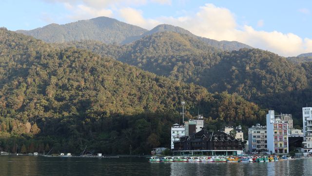 Day Trip to Sun Moon Lake from Taichung City