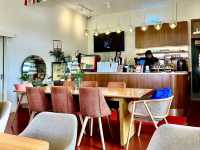 Hillrise Coffee 16 Canning Garden: Nostalgic Charm Meets Modern Comfort