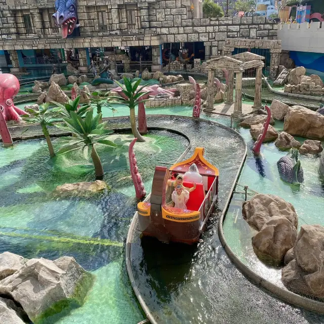 高雄 義大遊樂世界🏴☠️ 小小孩全室內遊樂場 雨天也能輕鬆玩!