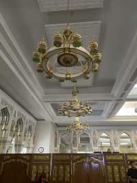 Modern design representing the Islamic architectural element