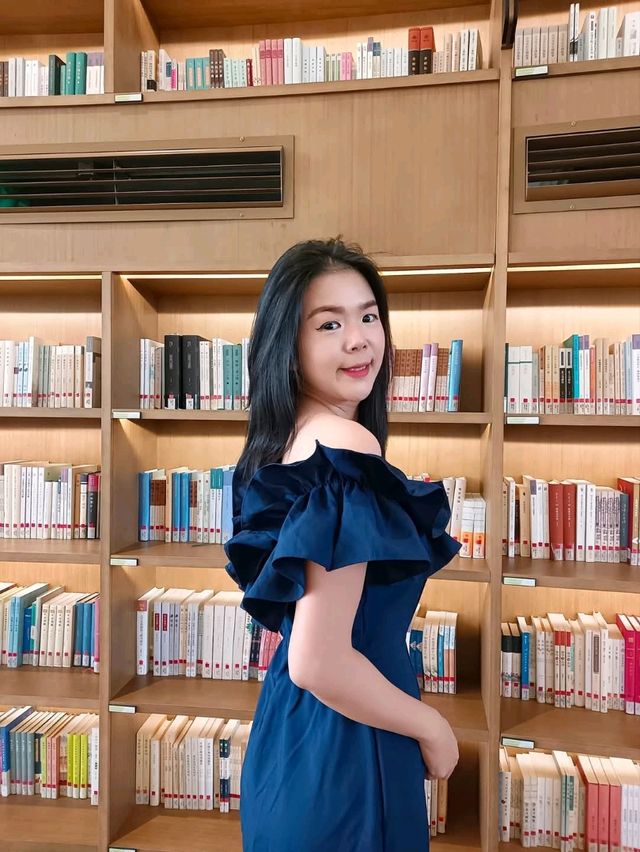 Tianfu humanities and art library
