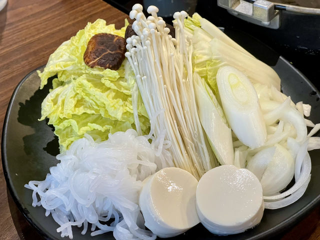 อะคิโยชิ ร้านต้นตำรับชาบู สุกี้ในตำนาน 