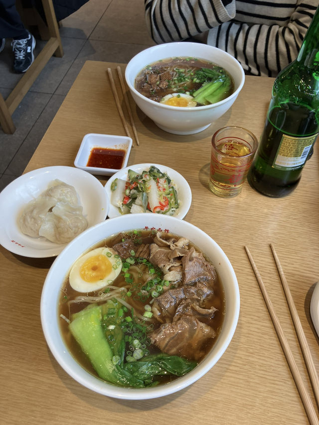 청계천에서 만나는 미슐랭 빕그루밍 맛집, 우육면관!