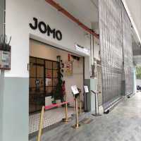 🇲🇾 JOMO Eatery: A Fusion Feast Near Sultan Mahmud Airport