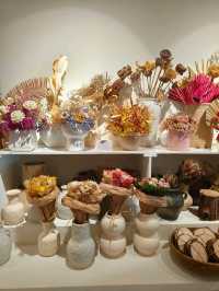 A Café That Feels Like a Floral Wonderland