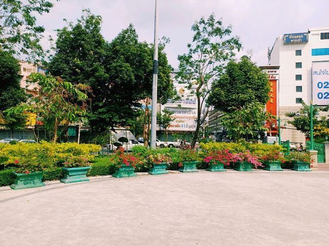 泰國曼谷市中心湄南河畔唐人街著名環島噴泉⛲公園景點：22 July Roundabout，適合打卡拍照📸親子遊