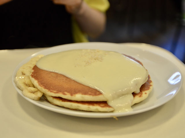 Delicious Hawaiian Pancakes at Paanilani