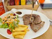 คาเฟ่ นครนายก