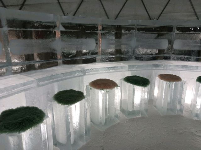 氷の幻想的な街　ICE VILLAGE