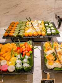  International Seafood Buffet