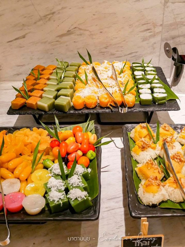  International Seafood Buffet