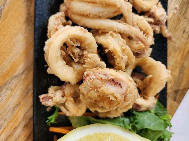 [🇪🇸グラナダ] 美食の街で食べ尽くし！絶品タパスとスイーツ巡り
