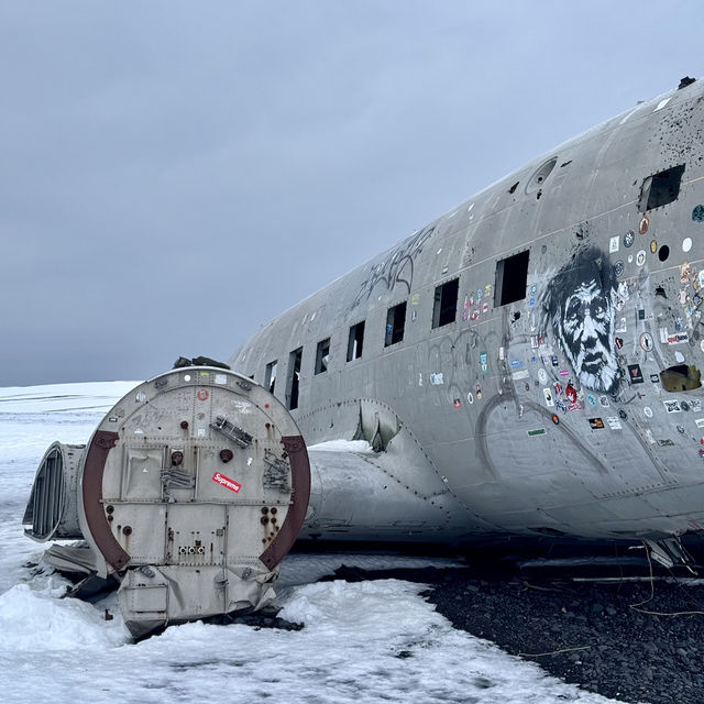 SOLHEIMASANDUR PLANE WRECK ICELAND | FROZEN IN TIME