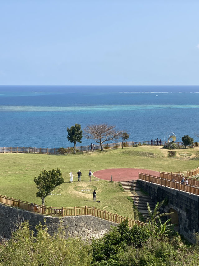 知念岬公園 來沖繩適合來看海放鬆的地方