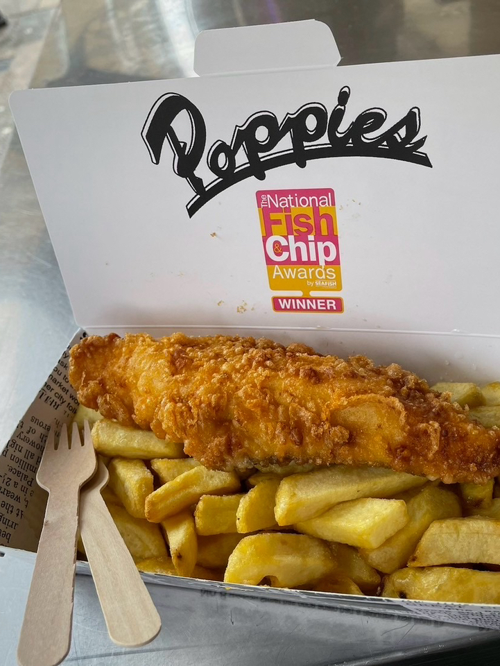 2026 Poppies Fish & Chips | ロンドンレストランの観光ガイドと旅行