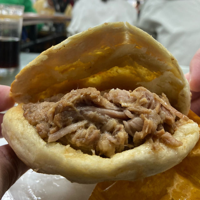 在地人也愛的美食，子午路張記肉夾饃